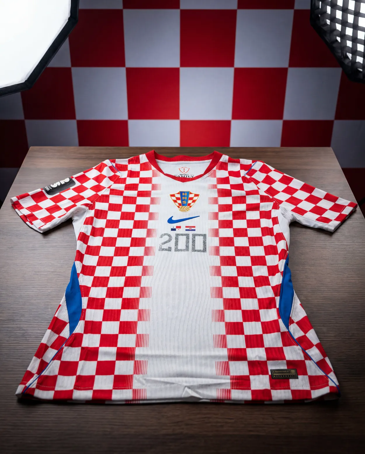 Match Home Jersey Modrić 200